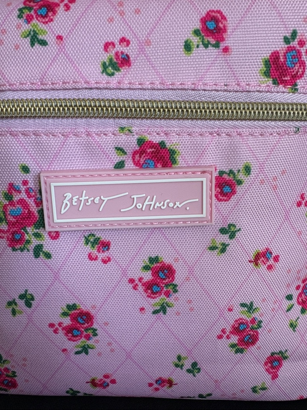 Betsey Johnson Pink Floral Zip Top Insulated Lunch Tote w/ Adjustable Strap NWT - Picture 4 of 4